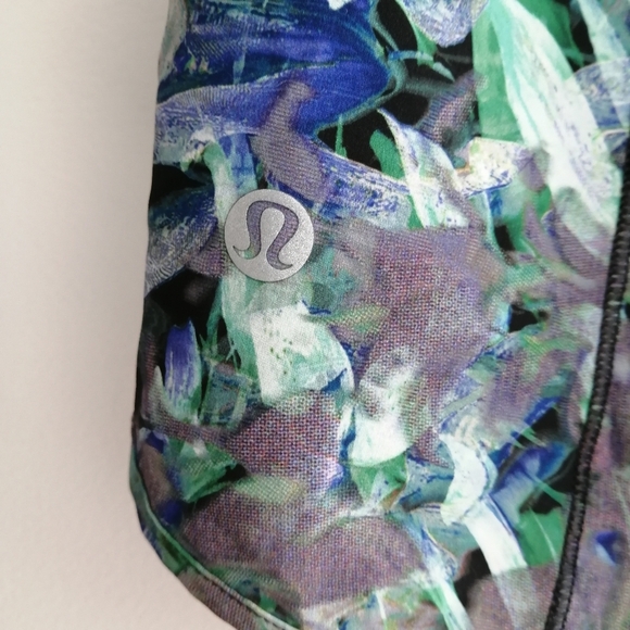 Lululemon Track That Mid-Rise Short 5" Green Blue Rapid Flourish Multi 4 - Picture 8 of 16